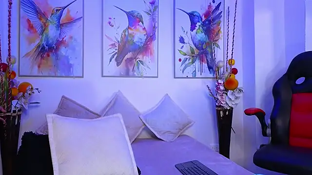 Marianaa Lopezz online show from 01.17.25