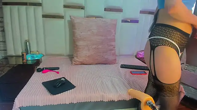 ArianaSmith69 online show from 02.19.25