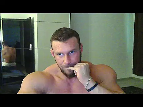 muscularkevin online show from 10.04.25