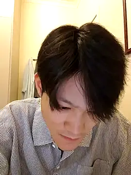 Snapshot of kennyassss chatting on 06.19.26 kennyassss online show from 06.19.26