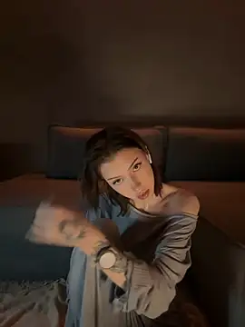 Snapshot of Bastet chatting on 02.23.25 Bastet online show from 02.23.25