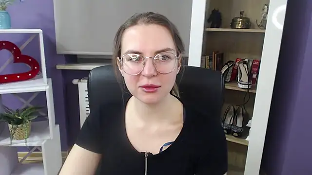 Snapshot of Zoey_Erotic chatting on 01.14.25 Zoey Erotic online show from 01.14.25