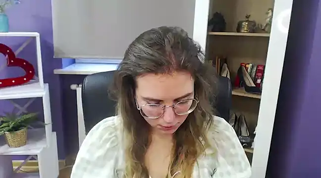 Snapshot of Zoey_Erotic chatting on 01.22.25 Zoey Erotic online show from 01.22.25