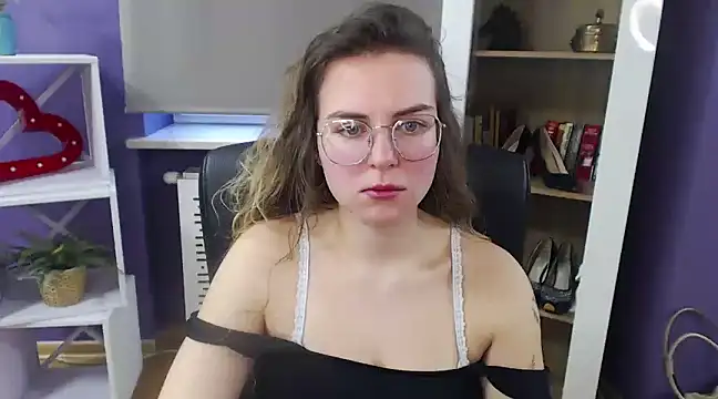 Snapshot of Zoey_Erotic chatting on 01.27.25 Zoey Erotic online show from 01.27.25