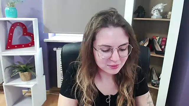 Snapshot of Zoey_Erotic chatting on 03.07.25 Zoey Erotic online show from 03.07.25