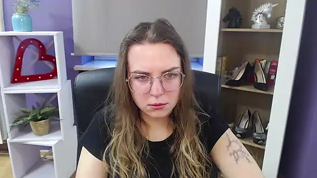 Snapshot of Zoey_Erotic chatting on 03.21.25 Zoey Erotic online show from 03.21.25