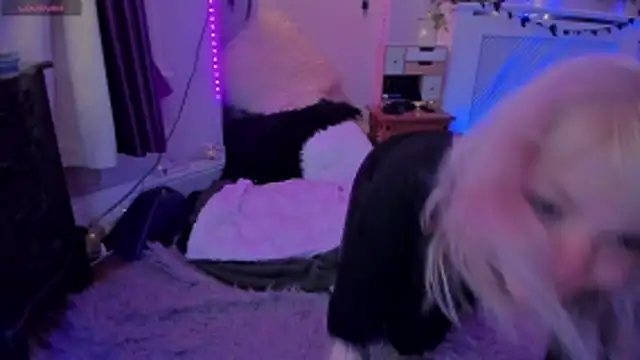 AliceW0lf online show from 11.20.25