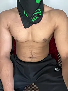 Snapshot of AmHunter04 chatting on 03.12.25 AmHunter04 online show from 03.12.25