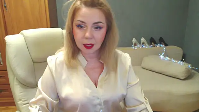 Cute sun online show from 10.16.25