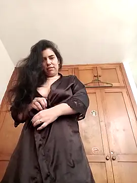 Snapshot of sex_mia chatting on 03.01.25 sex mia online show from 03.01.25