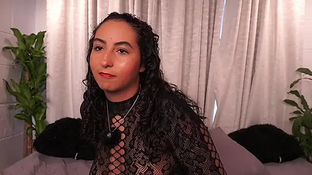 agatha collins  online show from 12.17.25