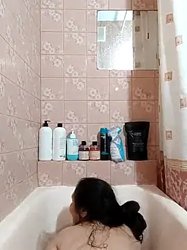 Zulfiya Bruce online show from 03.01.25