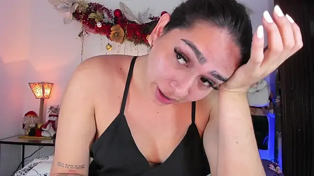 ISABELLASSMITH online show from 01.06.25