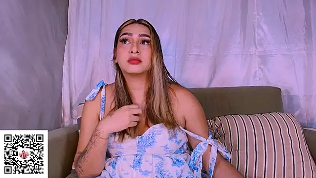 ISABELLASSMITH online show from 10.04.25