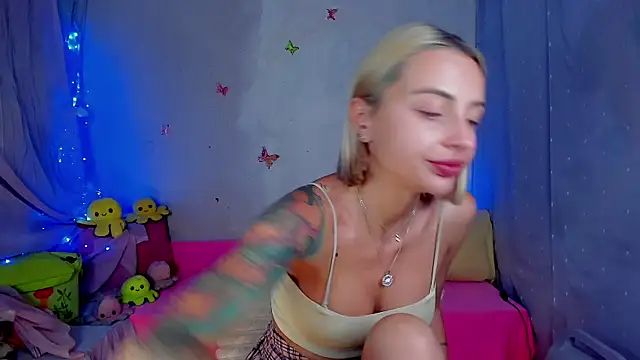 LickLizzy online show from 06.20.26