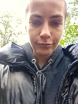 Keli Jessi online show from 04.21.26