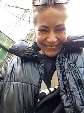 Keli Jessi online show from 04.28.26