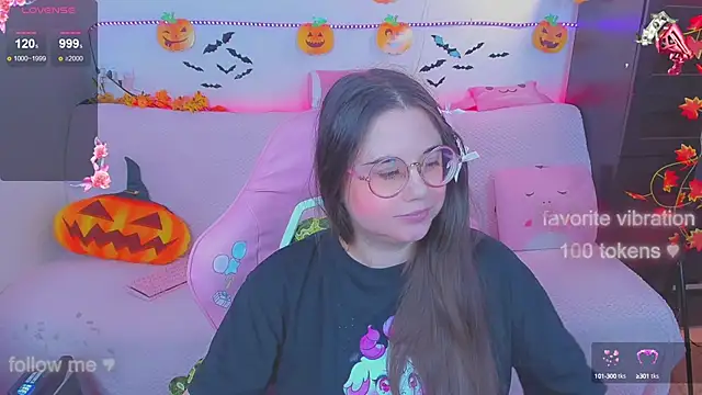 Lolisuccub online show from 10.17.25