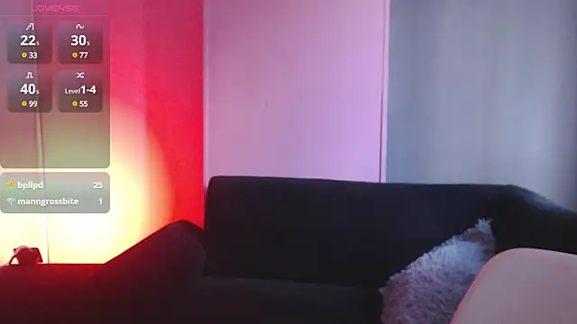 Snapshot of sweetrafaella chatting on 12.24.24 sweetrafaella online show from 12.24.24