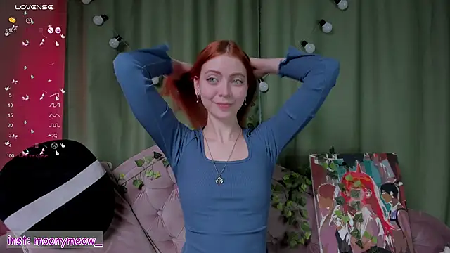 Snapshot of lika_lil chatting on 12.30.24 lika lil online show from 12.30.24
