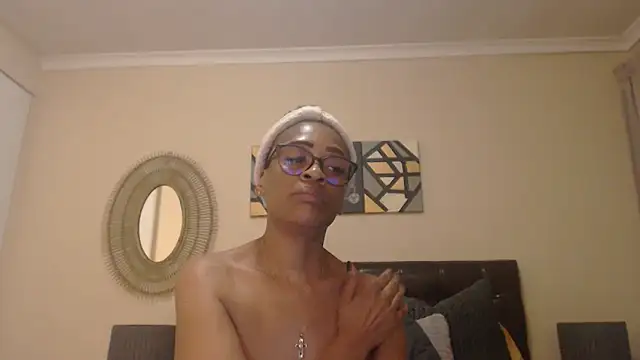 Snapshot of Creamyass22 chatting on 03.15.25 Creamyass22 online show from 03.15.25