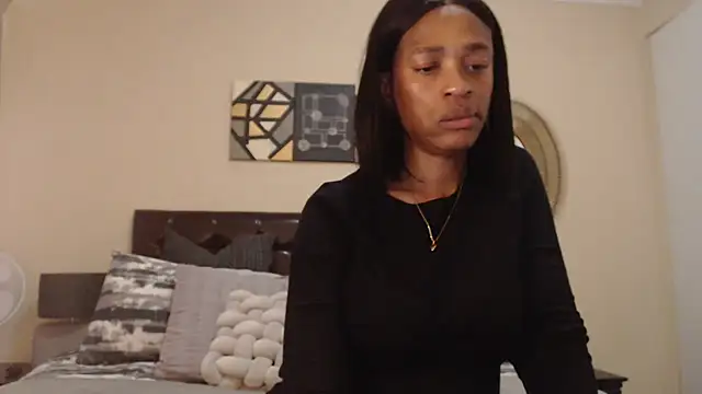 Snapshot of Creamyass22 chatting on 10.02.25 Creamyass22 online show from 10.02.25