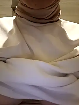 sutgibihatun online show from 11.17.25