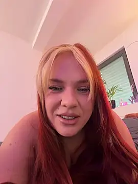 AnjaAmelia online show from 04.12.26