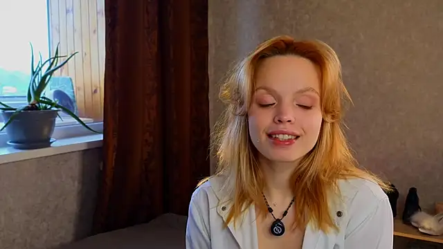 sinteas online show from 04.19.26