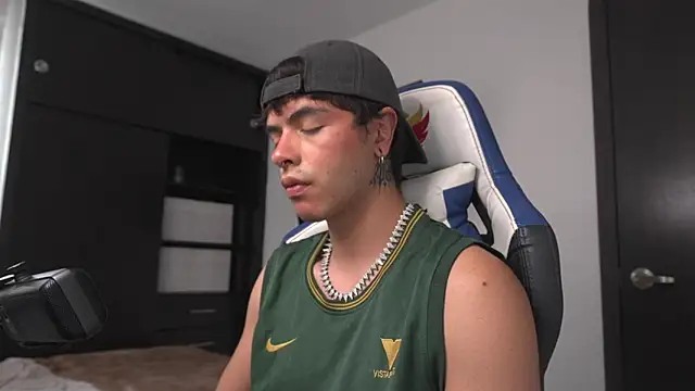  morghan  online show from 04.15.26