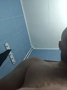 Snapshot of Govora chatting on 02.01.25 Govora online show from 02.01.25