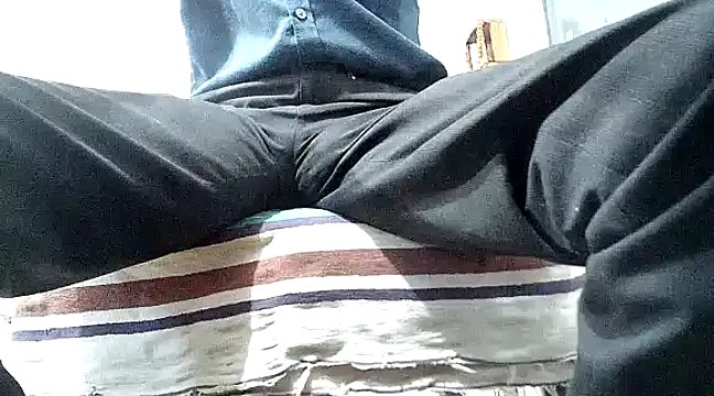 Snapshot of manan28 chatting on 12.14.24 manan28 online show from 12.14.24