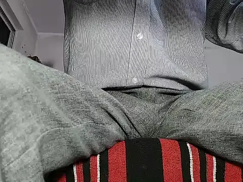 Snapshot of manan28 chatting on 09.26.25 manan28 online show from 09.26.25