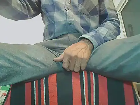 Snapshot of manan28 chatting on 11.18.25 manan28 online show from 11.18.25