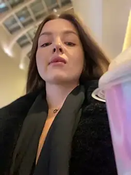 KrisMagnoly online show from 11.08.25