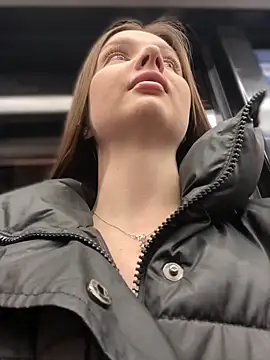 KrisMagnoly online show from 04.09.26