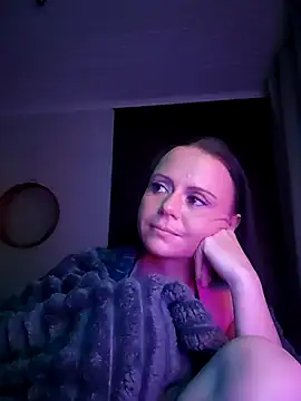 MrsBunnyBum online show from 04.06.26