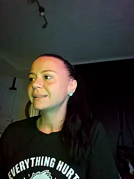 MrsBunnyBum online show from 04.09.26