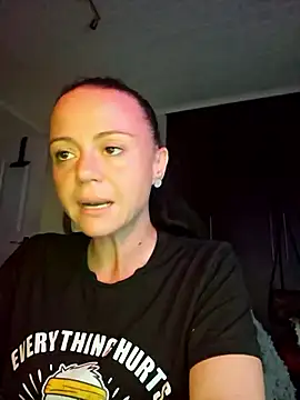 MrsBunnyBum online show from 04.09.26