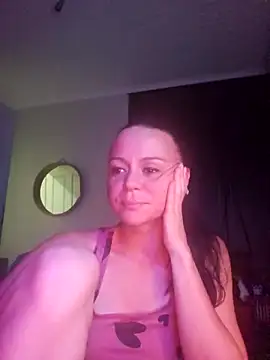 MrsBunnyBum online show from 04.09.26