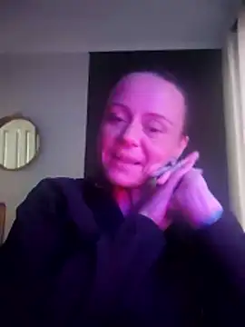 MrsBunnyBum online show from 04.14.26