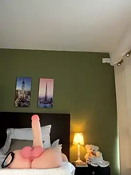 Antonellachic73 online show from 02.19.25