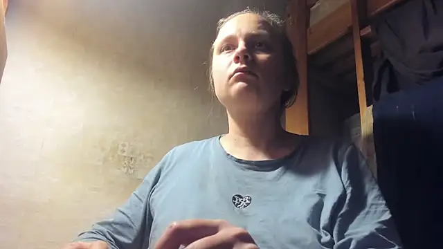 Snapshot of FrumCake chatting on 12.25.24 FrumCake online show from 12.25.24