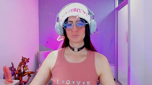 Snapshot of KimberlyJohnsoon chatting on 12.11.24 KimberlyJohnsoon online show from 12.11.24