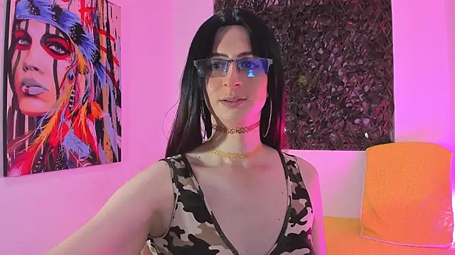 Snapshot of KimberlyJohnsoon chatting on 02.05.25 KimberlyJohnsoon online show from 02.05.25