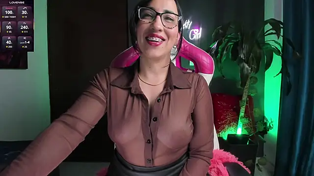 Katiehill 1 online show from 11.29.25