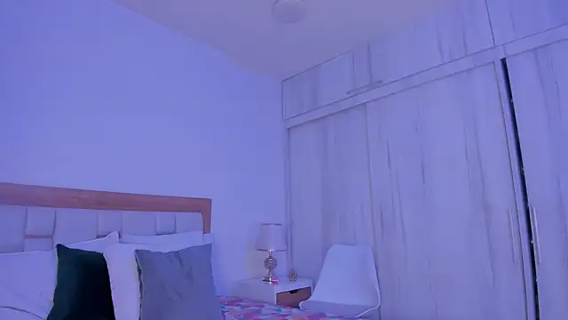 mia hank online show from 01.13.25