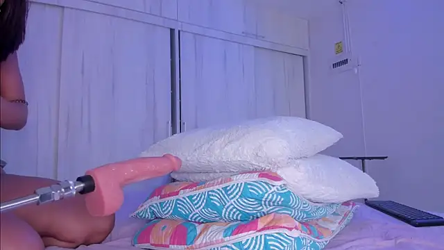 mia hank online show from 01.20.25