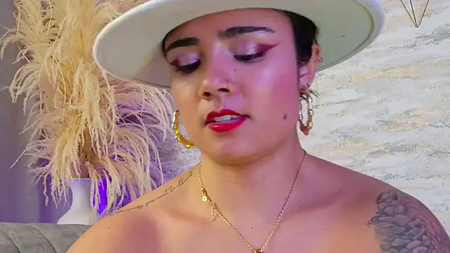 Lea Foster online show from 03.08.25