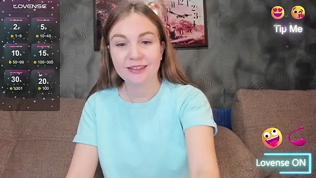 CassieMils online show from 11.29.25